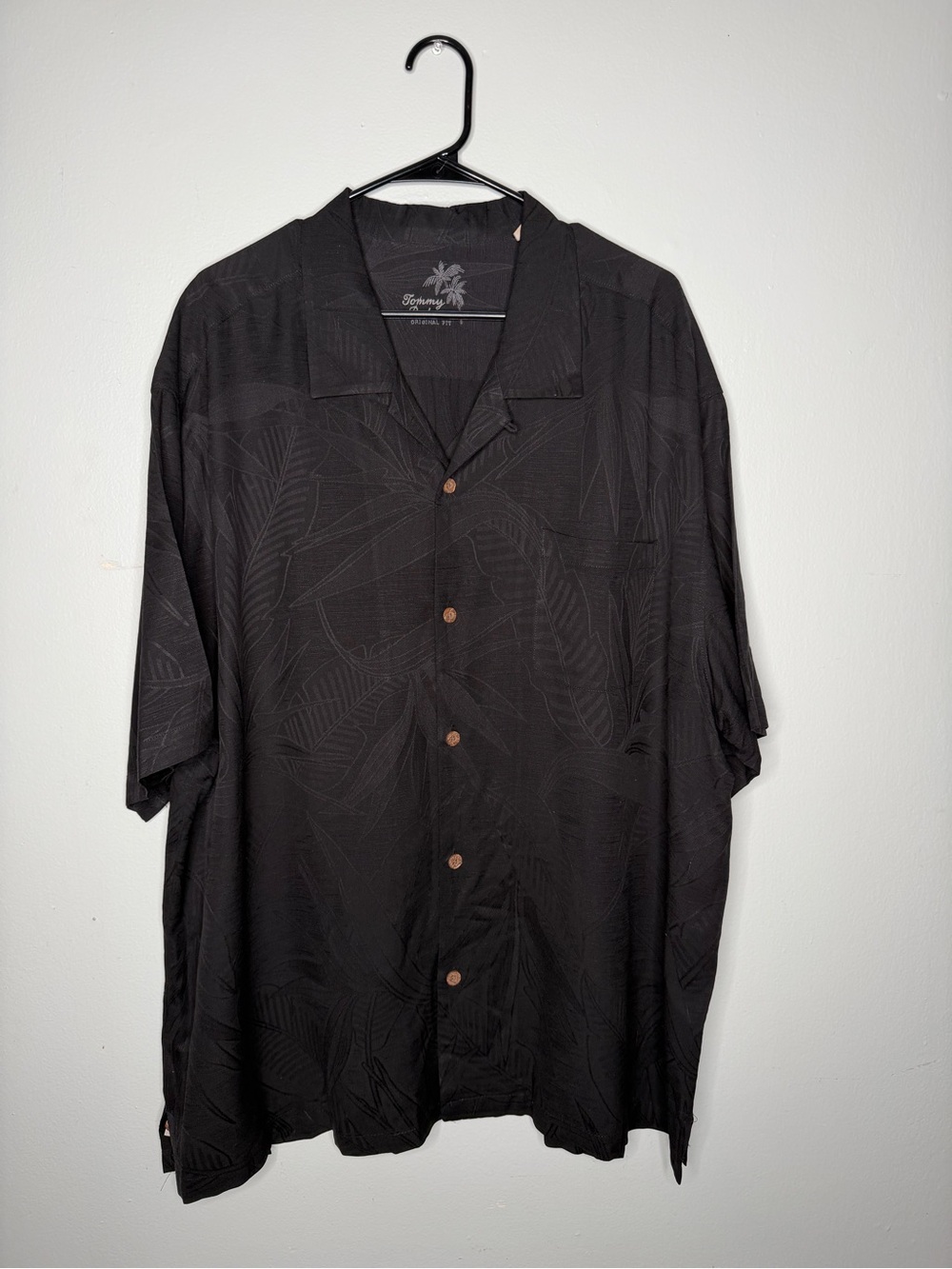 Tommy Bahama 100% Silk Short Sleeve Camp Shirt XXL Black Tropical Jacquard Leaf